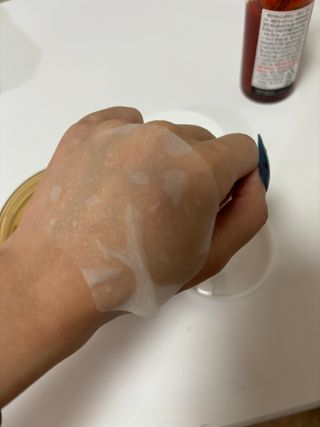 스킨1004 [SKIN1004] 마다가스카르 센텔라 퀵 카밍 패드 70매 130ml — 5점을 준 리뷰어가 2024년 9월 올린 사용 사진