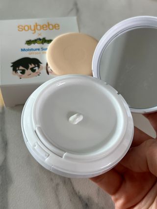 소이베베X신비아파트 모이스쳐 선팩트 SPF50+ PA+++ — 5점을 준 리뷰어가 2023년 4월 올린 사용 사진