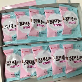 롯데제과 찰떡파이 크림치즈 — 5점을 준 리뷰어가 2021년 5월 올린 사용 사진