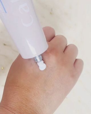 캄프 미스티 포레스트 퍼퓸드 핸드 크림, 향수 핸드 크림 ｜ 캄프 풋귤 플루이드 카밍패드 — 5점을 준 리뷰어가 2024년 6월 올린 사용 사진