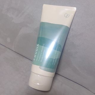 [후르디아] 올리브영 저자극 비건바디로션 — 5점을 준 리뷰어가 2023년 1월 올린 사용 사진