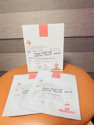쿠피 피디알엔 연어 더마 페이셜 마스크 — 4점을 준 리뷰어가 2021년 11월 올린 사용 사진