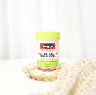 Swisse 스위스 고함량 밀크씨슬 35,000mg 60정 — 5점을 준 리뷰어가 2021년 11월 올린 사용 사진