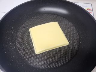 앙투어솔레 아일랜드 구워먹는 치즈 100 자연 치즈 와인안주 300g(100g x 3팩) — 5점을 준 리뷰어가 2022년 8월 올린 사용 사진