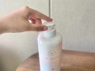 프리[닥터문] 유산균 락토케어 질경초 여성청결제 1000ml (젤타입) — 4점을 준 리뷰어가 2022년 5월 올린 사용 사진