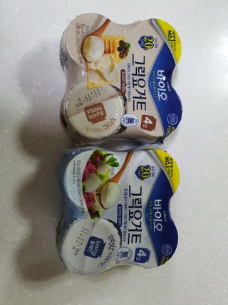 매일바이오 그릭요거트 오리지널 플레인 4개, 로스터리 커피믹스 4개 — 2점을 준 리뷰어가 2021년 12월 올린 사용 사진