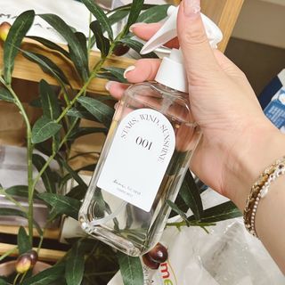디어포레스트 숲속의 하루 패브릭미스트 (섬유향수/ 룸스프레이) 200ml — 5점을 준 리뷰어가 2022년 7월 올린 사용 사진