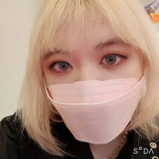 [이지아 마스크] 애니가드 더솔루션마스크 KF80 대형 컬러 4종 — 5점을 준 리뷰어가 2021년 7월 올린 사용 사진