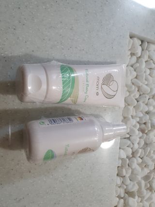 mom e 맘이 내추럴 베이비 케어 크림+바디오일 — 4점을 준 리뷰어가 2021년 1월 올린 사용 사진