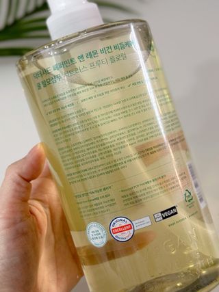닥터시드 페퍼민트 앤 레몬 비건 비듬케어 쿨 탈모 샴푸 (1000ml) — 5점을 준 리뷰어가 2024년 2월 올린 사용 사진