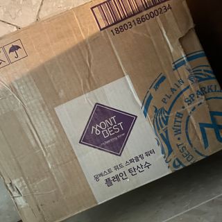 몽베스트 Montbest with Sparkling water Plain 20병 — 5점을 준 리뷰어가 2022년 6월 올린 사용 사진