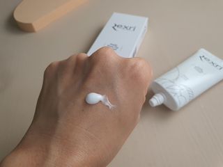 렉스리 데일리 톤업 크림 Rexri Daily Tone Up Cream — 5점을 준 리뷰어가 2022년 10월 올린 사용 사진
