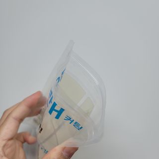 [큐어반H 커팅] 간편하게 떼서 쓰는 자외선차단 습윤밴드 (1팩/30매입) — 5점을 준 리뷰어가 2022년 11월 올린 사용 사진