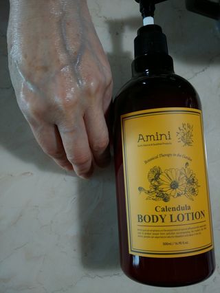 아미니 플라워테라피 바디로션  500ml 시리즈 — 5점을 준 리뷰어가 2021년 1월 올린 사용 사진