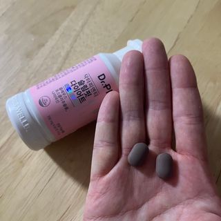 닥터피엔티 [Dr.PNT] 하루 2알로 건강한 다이어트! 한겨울에도 체지방만 쏙~ 슬림핏 다이어트 — 4점을 준 리뷰어가 2023년 2월 올린 사용 사진