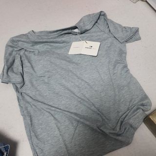 아르보노브라 아르보노 10color 데일리 반팔 노브라티 — 5점을 준 리뷰어가 2022년 5월 올린 사용 사진