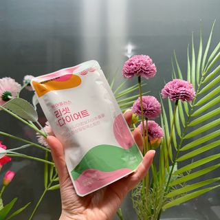 [경남제약헬스케어] 케어플러스 리셋 다이어트 청포도맛 100ml X 5포 (5일분) — 4점을 준 리뷰어가 2023년 4월 올린 사용 사진