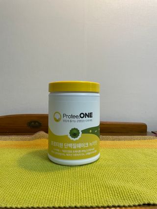 프로티원 단백질쉐이크 녹차맛 2주분 1통+보틀 — 5점을 준 리뷰어가 2021년 4월 올린 사용 사진