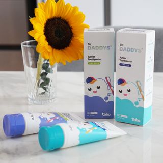 닥터데디스 안심불소 튼튼치약(청포도, 민트 중 택 1) 60g + 여행용 미니 치약 15g — 5점을 준 리뷰어가 2022년 9월 올린 사용 사진
