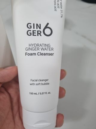 GINGER6 하이드레이팅 진저 워터 폼클렌징 — 5점을 준 리뷰어가 2021년 10월 올린 사용 사진