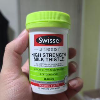 Swisse 스위스 고함량 밀크씨슬 35,000mg 60정 — 5점을 준 리뷰어가 2021년 11월 올린 사용 사진