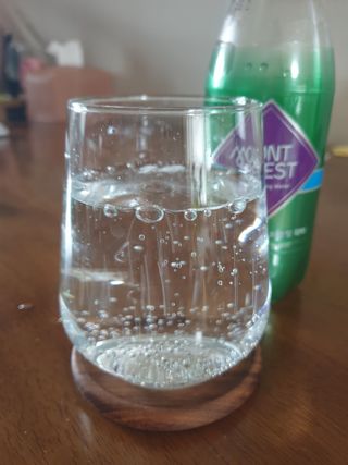 몽베스트 Montbest with Sparkling water Plain 20병 — 5점을 준 리뷰어가 2023년 2월 올린 사용 사진