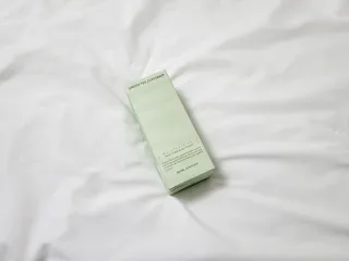 프리마인 메이크업과 들뜨는 각질까지 한방에 깐달걀로! 순하기까지한 셀베이스 그린티클렌저(200ml) — 5점을 준 리뷰어가 2023년 4월 올린 사용 사진