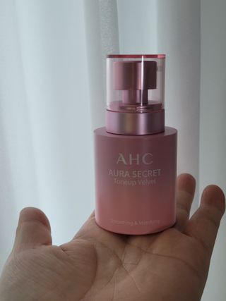 AHC 아우라 시크릿 톤업 벨벳 — 5점을 준 리뷰어가 2021년 4월 올린 사용 사진