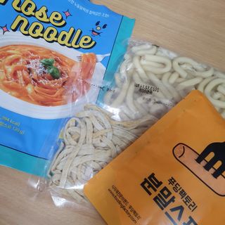 [푸딩팩토리] 로제누들떡볶이 500g / 까르보나라크림누들떡볶이 500g — 5점을 준 리뷰어가 2022년 7월 올린 사용 사진