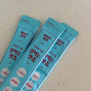페페로니 잘 먹는 캣츄 - 원양선 참치 24개입 — 5점을 준 리뷰어가 2021년 10월 올린 사용 사진