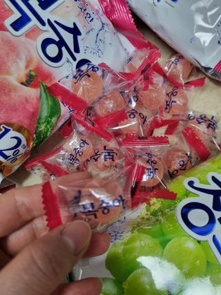 청포도캔디 복숭아캔디 — 5점을 준 리뷰어가 2022년 11월 올린 사용 사진