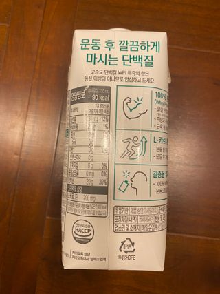 셀렉스스포츠 셀렉스 스포츠 웨이 프로틴 복숭아_ 330ml x 12팩 — 5점을 준 리뷰어가 2021년 10월 올린 사용 사진