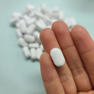 서울약사신협 네이처픽_칼슘마그네슘비타민D_1,305mg x 120캡슐 — 5점을 준 리뷰어가 2021년 9월 올린 사용 사진