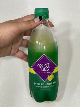 몽베스트 Montbest with Sparkling water Lemon OR Lime 20병(랜덤) — 4.5점을 준 리뷰어가 2022년 6월 올린 사용 사진