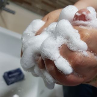 맨즈랄라 라이브캠페인 올인원블루샤워바2개+올인원로션1개 — 5점을 준 리뷰어가 2021년 6월 올린 사용 사진