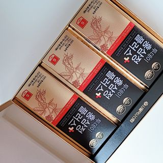 서울약사신협_투데이홍삼정플러스스틱_10g x 30포 — 4점을 준 리뷰어가 2021년 6월 올린 사용 사진