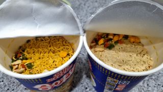 NISSIN 닛신 컵누들  4종 - 씨푸드오리지날, 씨푸드 스파이시, 씨푸드 커리, 씨푸드 XO소스 — 5점을 준 리뷰어가 2022년 12월 올린 사용 사진