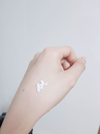 렉스리 데일리 톤업 크림 Rexri Daily Tone Up Cream — 5점을 준 리뷰어가 2022년 9월 올린 사용 사진