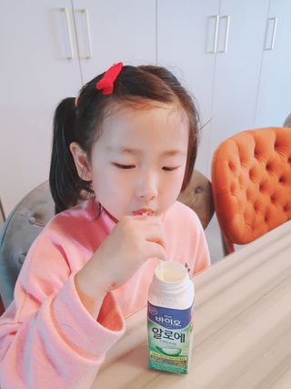 LIVE 매일바이오 알로에 드링킹 요거트 — 5점을 준 리뷰어가 2022년 4월 올린 사용 사진