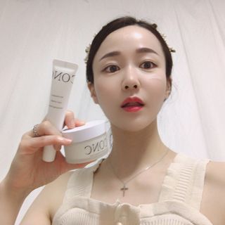 CONC [콩크 2종 세트]  미로탐누스 안티링클 화이트닝 크림+세럼 — 5점을 준 리뷰어가 2021년 4월 올린 사용 사진
