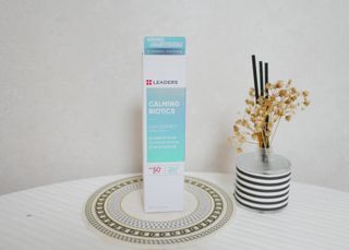 리더스코스메틱 리더스 카밍 바이오틱스 선 에센스 SPF 50+ PA++++ — 5점을 준 리뷰어가 2022년 6월 올린 사용 사진