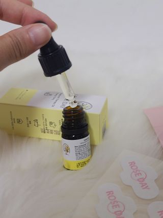 라라로즈데이 시즌2 천연 아로마오일 Y존 케어 속옷향수 이너퍼퓸 5ml  여성의 자존감을 UP시키자 — 5점을 준 리뷰어가 2021년 9월 올린 사용 사진