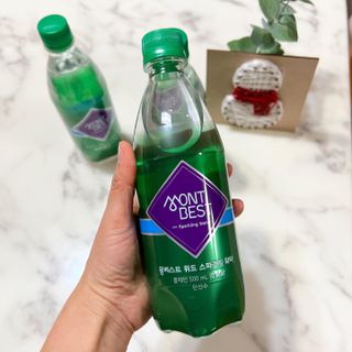 몽베스트 Montbest with Sparkling water Plain 20병 — 5점을 준 리뷰어가 2022년 12월 올린 사용 사진