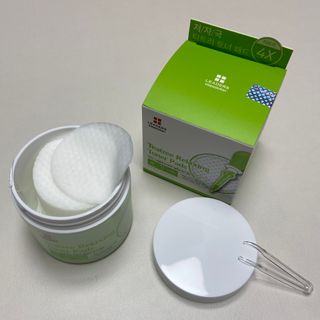 리더스코스메틱 리더스 카밍 바이오틱스 퀵 수딩 패드 — 5점을 준 리뷰어가 2022년 5월 올린 사용 사진