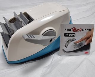 3M 한번의 터치로 깔끔하게 착! 원터치 테이프 디스펜서 — 5점을 준 리뷰어가 2023년 7월 올린 사용 사진