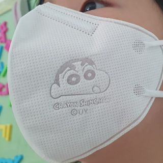 [숨그림]  덴탈마스크 짱구 우리아이 그리고 내가 쓰는 믿을수있는 케릭터 마스크  16종 — 4점을 준 리뷰어가 2021년 10월 올린 사용 사진