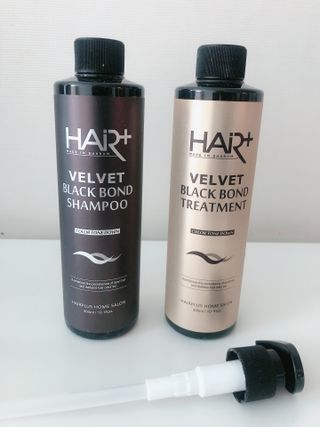헤어플러스 블랙 컬러본드 샴푸 트리트먼트 300ml — 5점을 준 리뷰어가 2021년 4월 올린 사용 사진