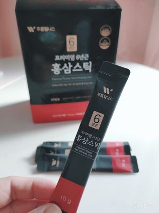 [푸름웰니스] 프리미엄 6년근 홍삼스틱 3mg x 100포 — 5점을 준 리뷰어가 2022년 2월 올린 사용 사진