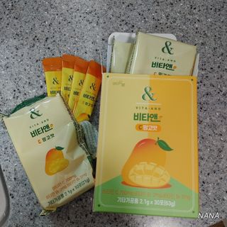 비타앤C 레몬맛, 망고맛 — 5점을 준 리뷰어가 2021년 4월 올린 사용 사진