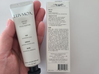 러브모아 향수 고체향수 승무원 고체향수 바르는 향수 니치향수 도손 우드세이지 앤 씨솔트 — 4점을 준 리뷰어가 2023년 1월 올린 사용 사진